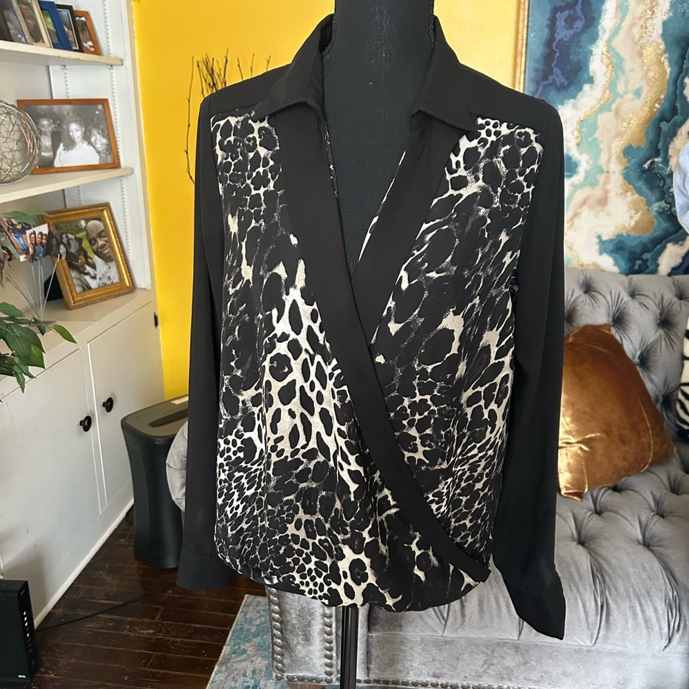 Leopard Print Wrap Blouse - Black and white small great condition - Picture 8 of 10